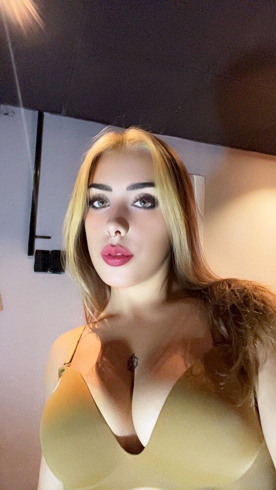 p0rnellia OnlyFans profile picture
