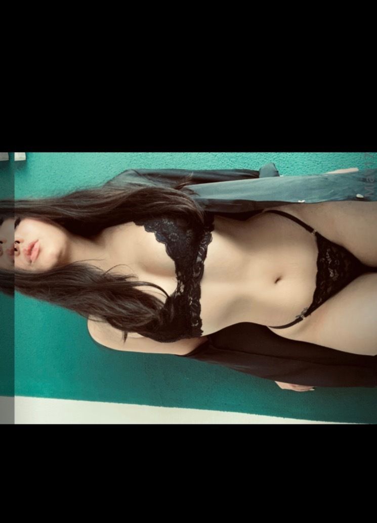 miav17 OnlyFans profile picture