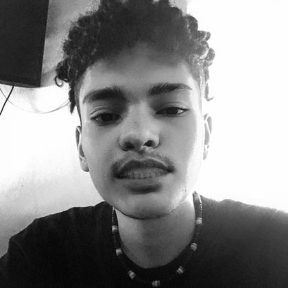 xumarhu OnlyFans picture