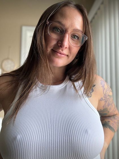 meanychristiney OnlyFans picture