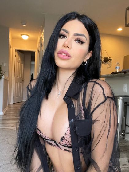 wilddesertrose OnlyFans picture