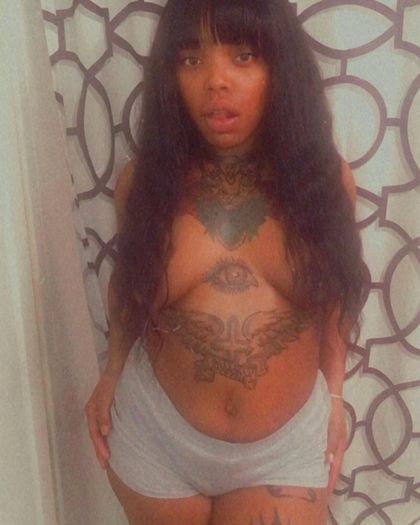 funsizekarmen OnlyFans picture