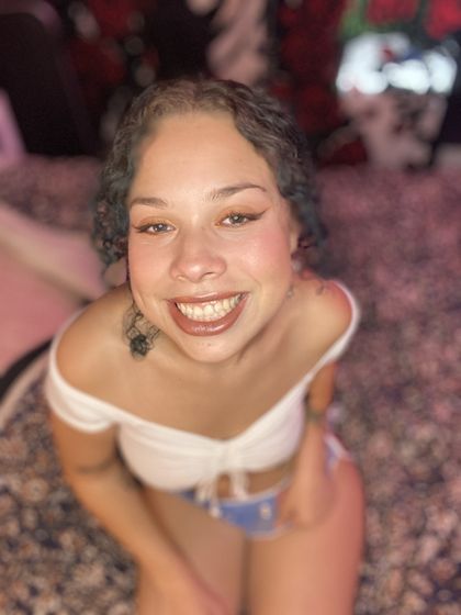 hazyluna1 OnlyFans picture
