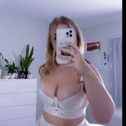 gabbiegonewild OnlyFans picture