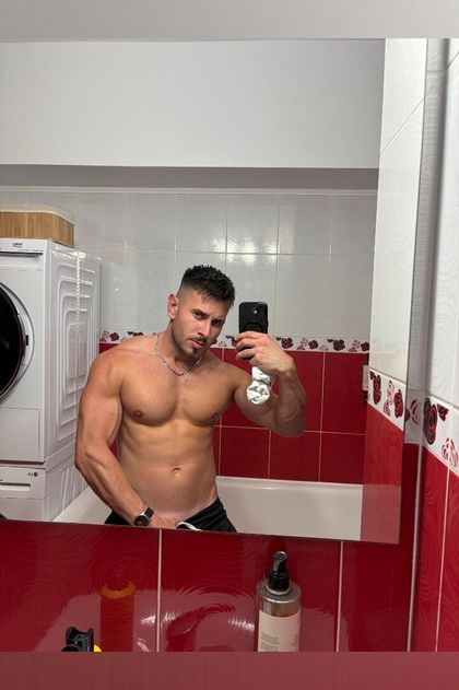 glatam OnlyFans picture