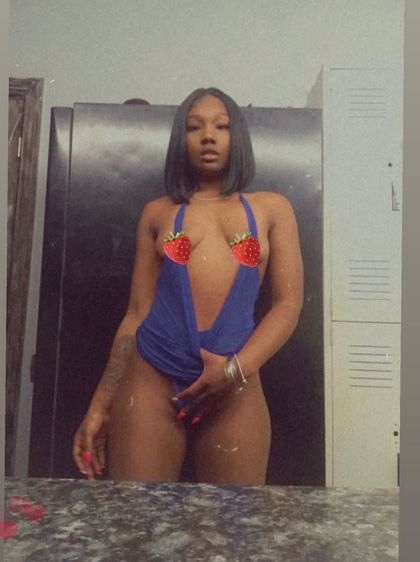 preciouscinnamon OnlyFans picture