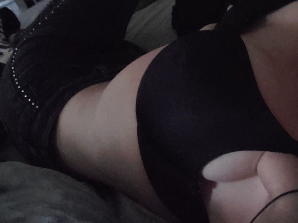 littleredbiker OnlyFans profile picture