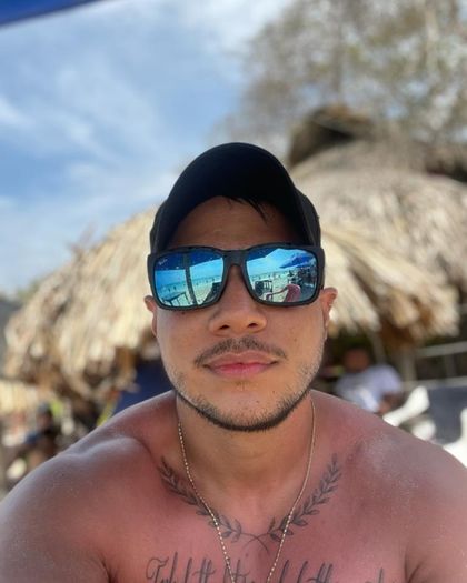 adrew10 OnlyFans picture