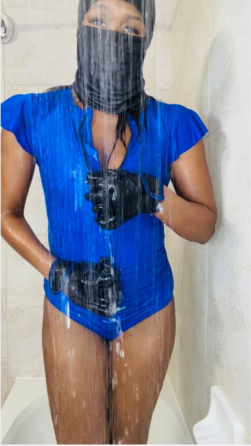 showermaskgirl OnlyFans profile picture