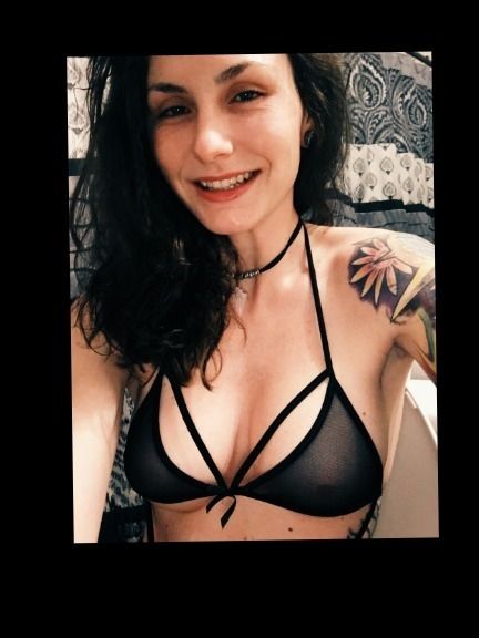 sexyfoxzombies OnlyFans profile picture