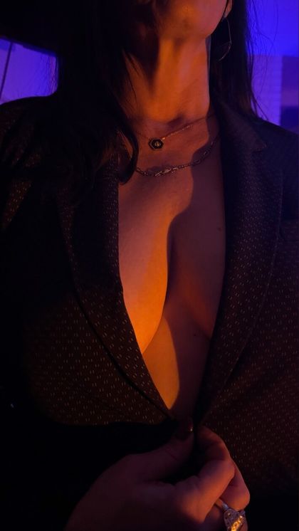 miserablymarried OnlyFans picture