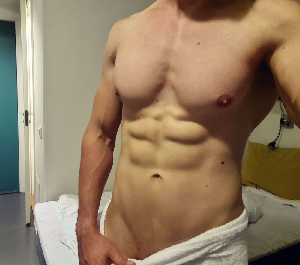 aaristo OnlyFans profile picture