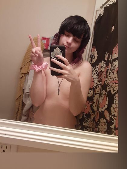 uunhappymeal OnlyFans picture