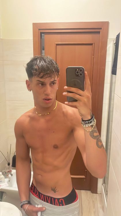 u228073636 OnlyFans picture