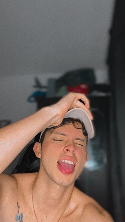 latinhot_18 OnlyFans picture