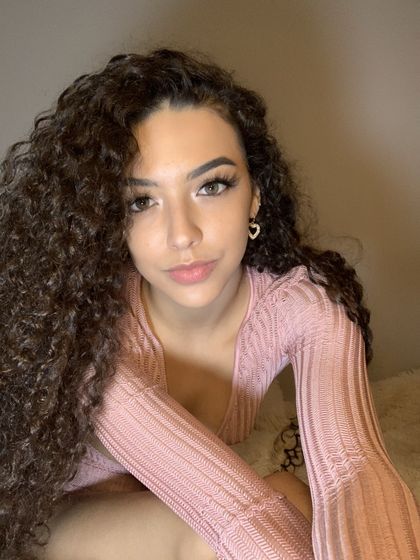 olyviasimone OnlyFans picture