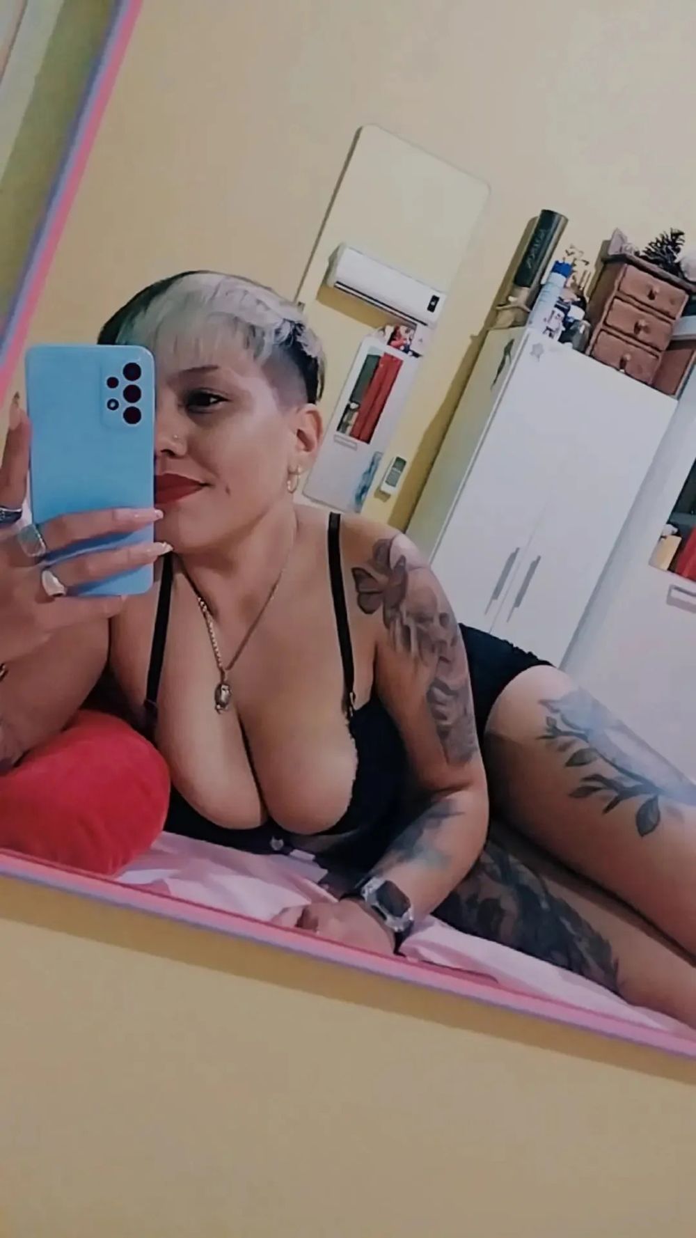 badgirls02 OnlyFans profile picture