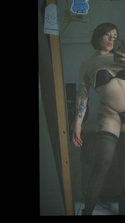 noelyada OnlyFans picture