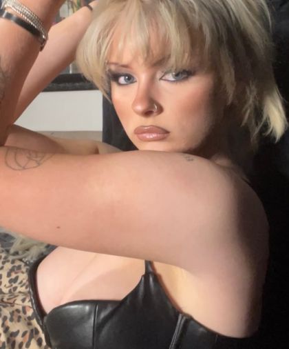 bobbiemarie OnlyFans picture