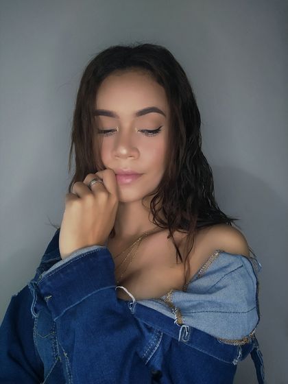 yuliannyw OnlyFans picture