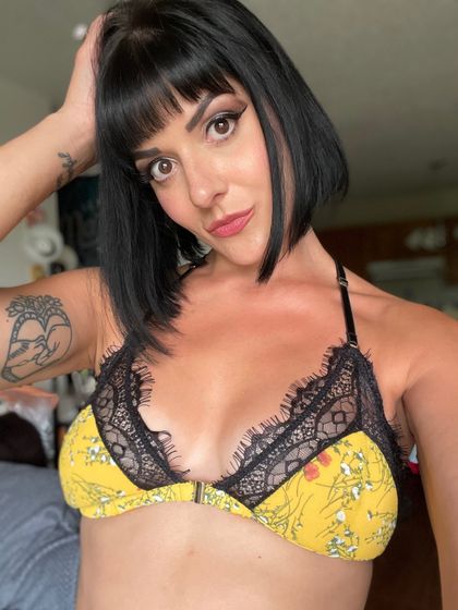 erikawood OnlyFans picture
