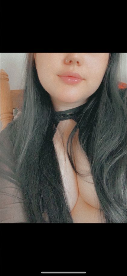 scarletlynn2001 OnlyFans picture