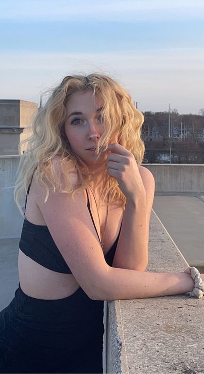 lilly_tell OnlyFans picture