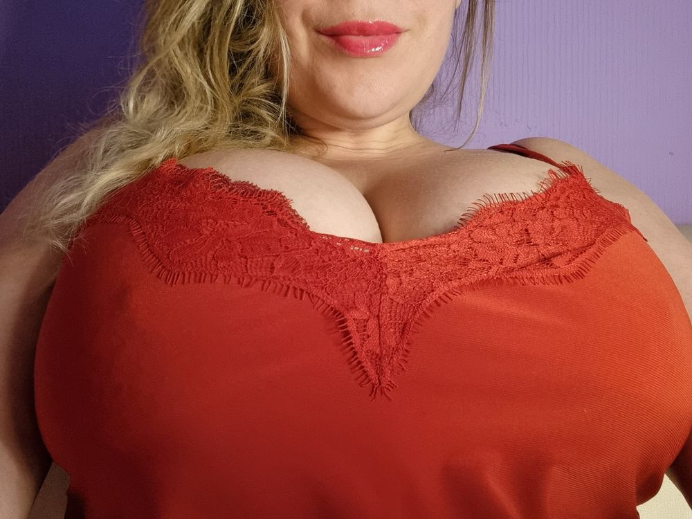 busty.lana OnlyFans profile picture