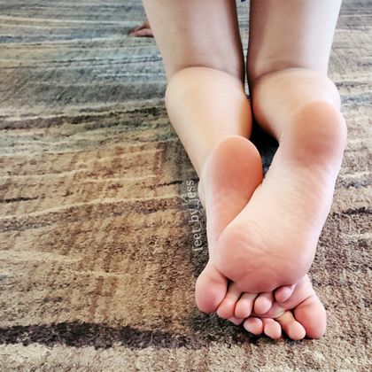 feetbyjess OnlyFans picture