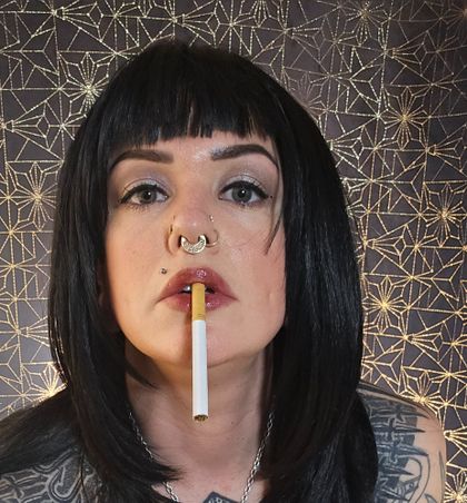 smokinglace OnlyFans picture