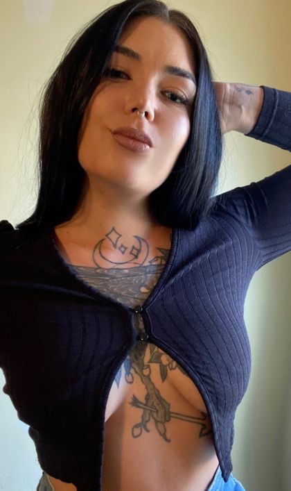cryyy-baby-94 OnlyFans picture