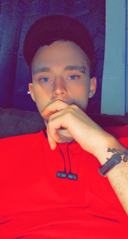 undesirable96 OnlyFans picture