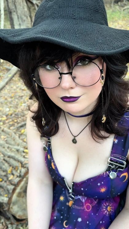 cryptmommy OnlyFans picture