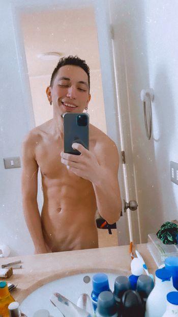 Sebas | GRATIS