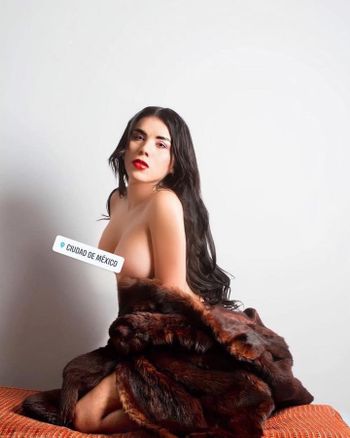 zoe rojas suarez