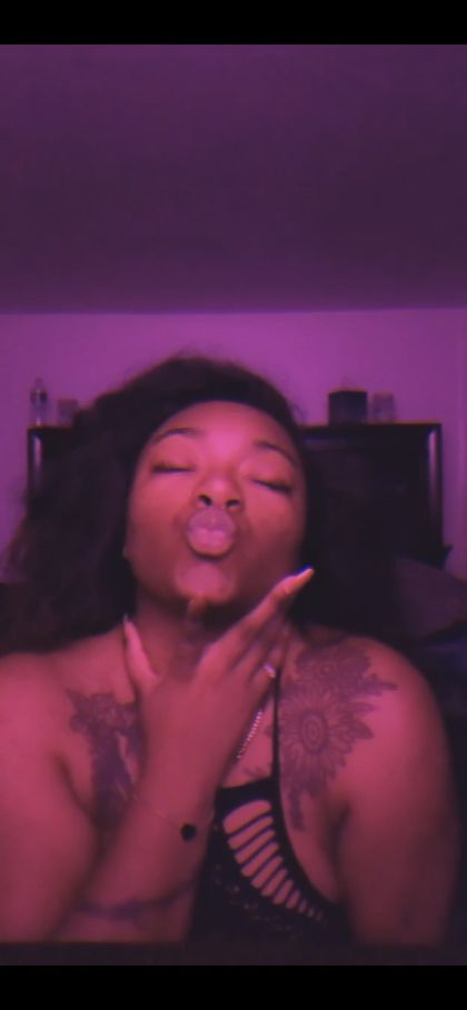 badlilvibexoxo OnlyFans picture
