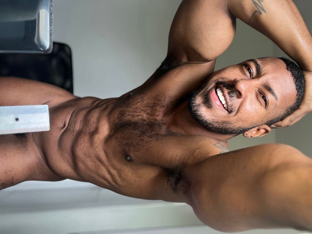 tonoliverr OnlyFans profile picture