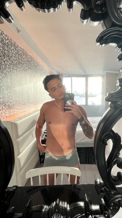 thatboyizamonster OnlyFans picture