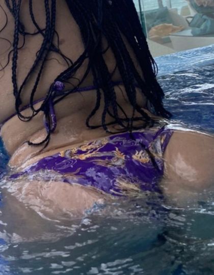 islandbootyyyy OnlyFans picture