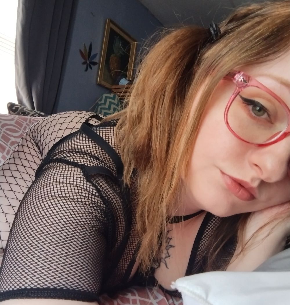 thesensitivebrat OnlyFans profile picture