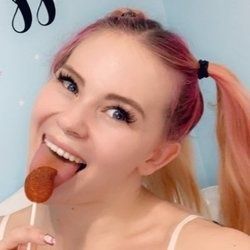 Best Tiffany_26 OnlyFans Accounts | FansMetrics.com