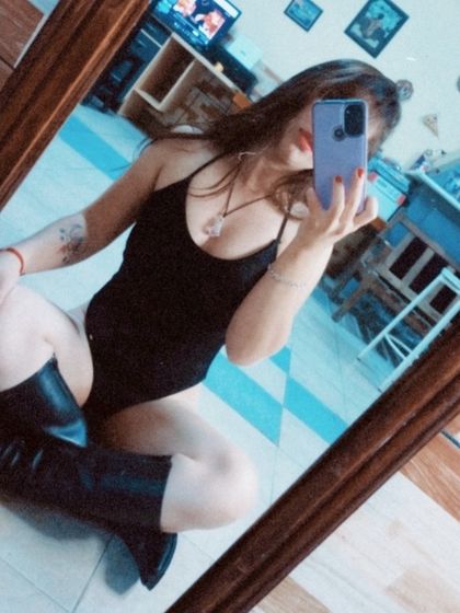 yourhoneygirl_23 OnlyFans picture