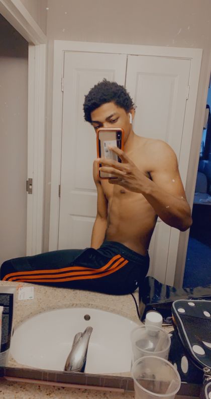 camreactz OnlyFans picture