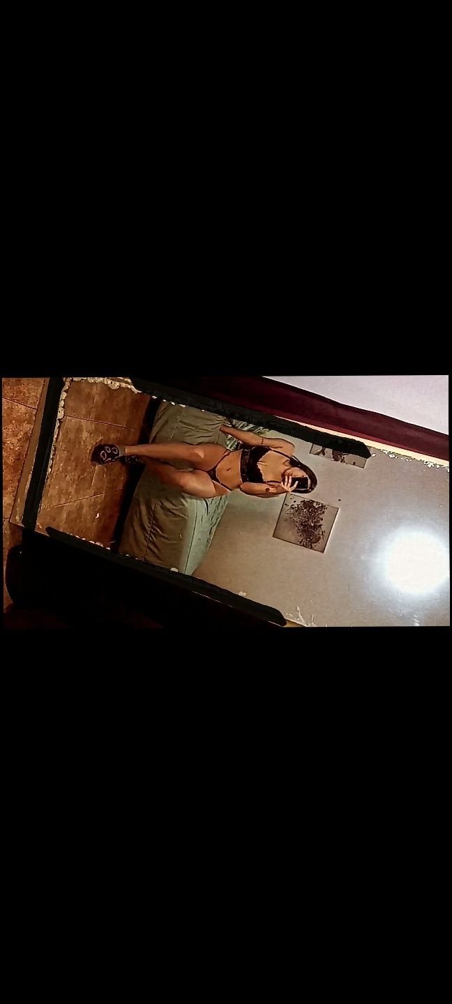 mialuzz OnlyFans profile picture