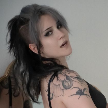 adalindgrayfree OnlyFans picture