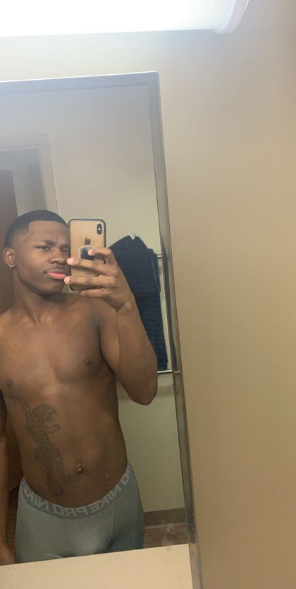 itstusi OnlyFans picture