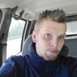z3r0_penguin OnlyFans picture