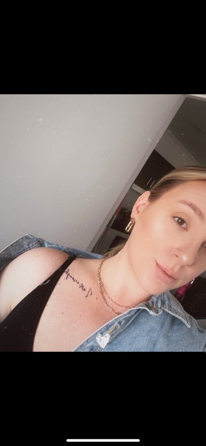 melliej OnlyFans picture