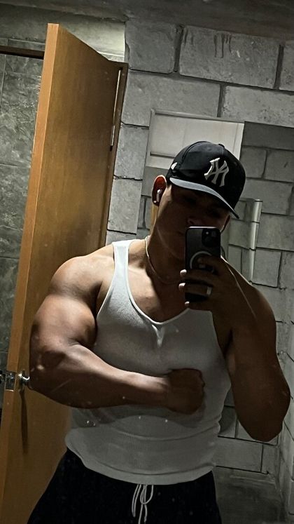 u100601874 OnlyFans picture