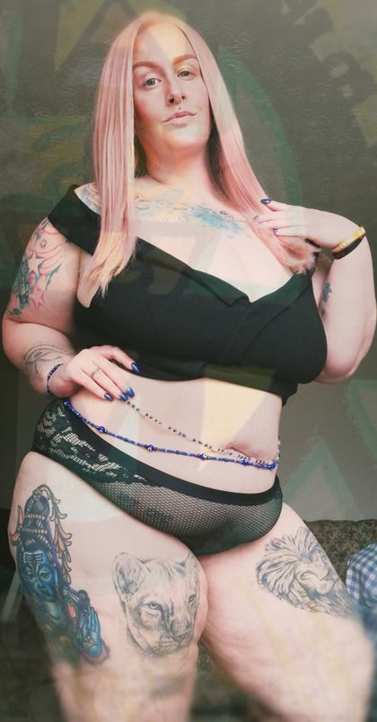 witchiana OnlyFans picture